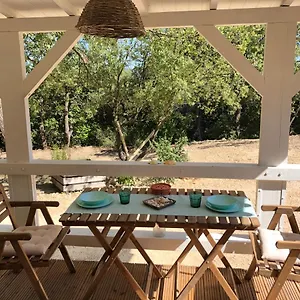 https://petit-coin-de-dtente-en-provence.fr-provencehotel.com